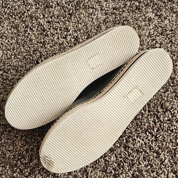 ⚠️SOLD⚠️See By Chloe Black Espadrilles - Picture 3 of 9